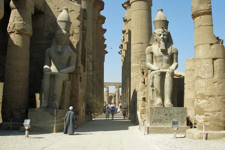 Entrance to Luxor Temple © Vyacheslav Argenberg - Flickr Creative Commons