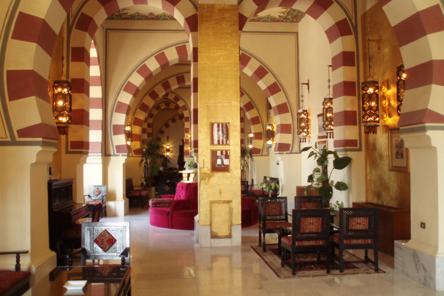 Old Cataract Hotel, Aswan © David Holt - Flickr Creative Commons
